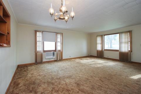 31 E 34th Pl, Steger, IL 60475 photo 2