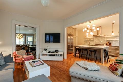 1207 Maple Ave, Evanston, IL 60202 photo 9