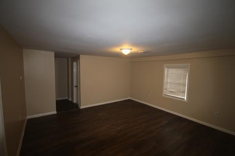 1536 Exposition Ave, Aurora, IL 60506 photo 2