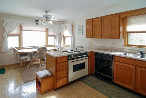 2245 S 22nd Ave, Broadview, IL 60155 photo 4
