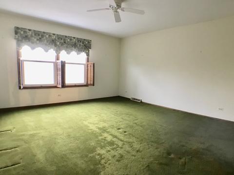 247 Coachmaker Dr, Northbrook, IL 60062 photo 18