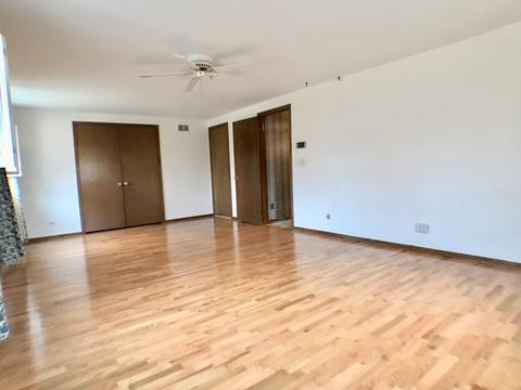 247 Coachmaker Dr, Northbrook, IL 60062 photo 15