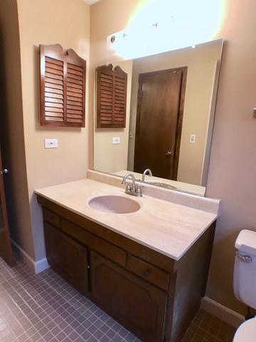 247 Coachmaker Dr, Northbrook, IL 60062 photo 22