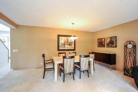 1689 Seton Rd, Northbrook, IL 60062 photo 6