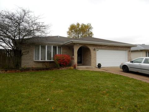 9229 Beloit Ave, Bridgeview, IL 60455 photo 2
