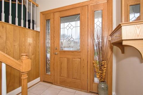 831 S Cleburne Ave, Bartlett, IL 60103 photo 20