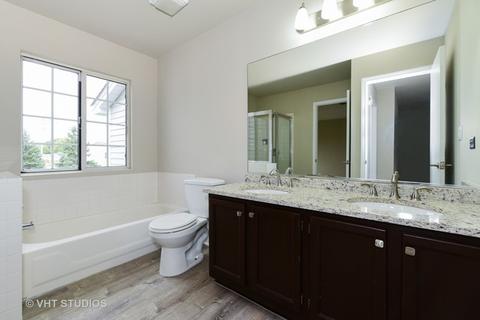 1271 Dunamon Dr, Bartlett, IL 60103 photo 8