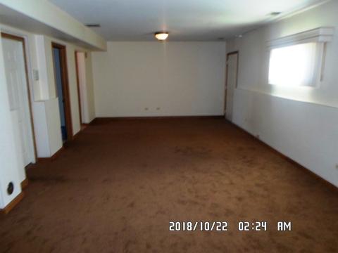 213 E 81st St, Chicago, IL 60619 photo 7