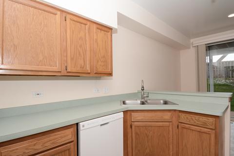 965 Mesa Dr, Elgin, IL 60123 photo 10