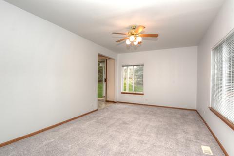 965 Mesa Dr, Elgin, IL 60123 photo 3