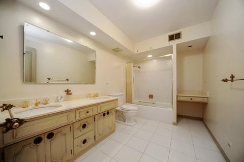 950 Heather Rd, Deerfield, IL 60015 photo 16