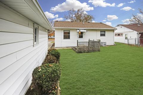 927 Monroe Dr, Freeport, IL 61032 photo 14