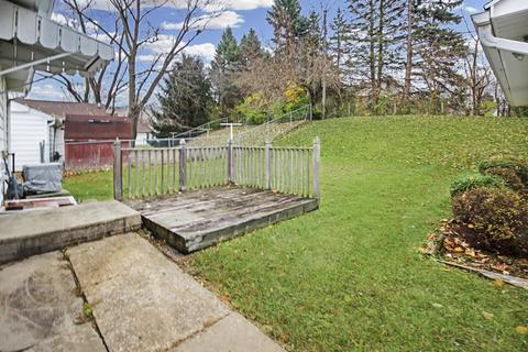 927 Monroe Dr, Freeport, IL 61032 photo 15
