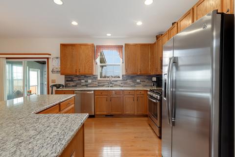 357 Jackson Ct, Gilberts, IL 60136 photo 11