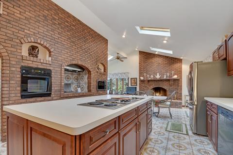 8629 Lorel Ave, Burbank, IL 60459 photo 9