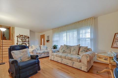 8629 Lorel Ave, Burbank, IL 60459 photo 3