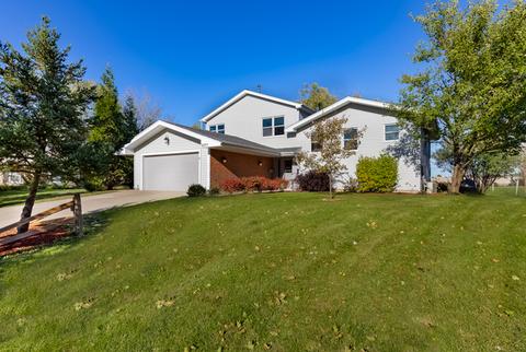 2071 E Parkview Cir, Hoffman Estates, IL 60169 photo 1