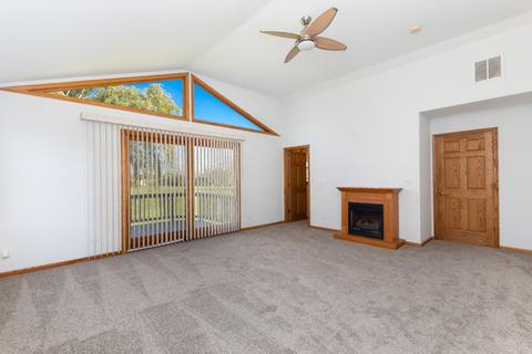 2071 E Parkview Cir, Hoffman Estates, IL 60169 photo 18