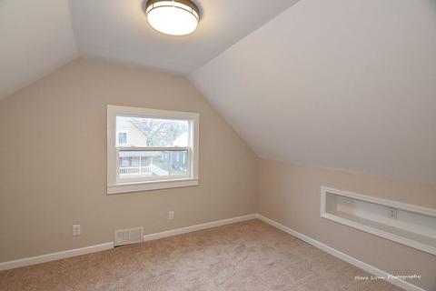 466 Franklin Blvd, Elgin, IL 60120 photo 17