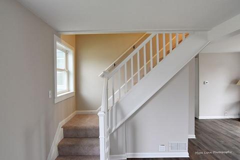 466 Franklin Blvd, Elgin, IL 60120 photo 5