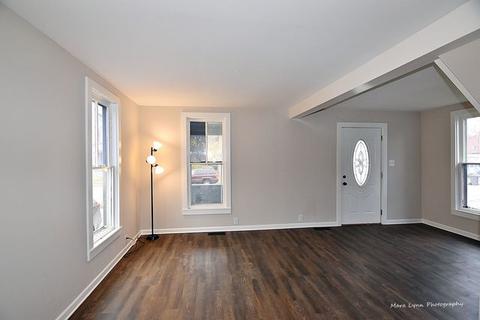 466 Franklin Blvd, Elgin, IL 60120 photo 4