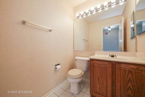 6660 Snug Harbor Dr, Willowbrook, IL 60527 photo 21