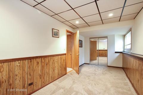 1401 Hillside Ln, Mchenry, IL 60051 photo 16