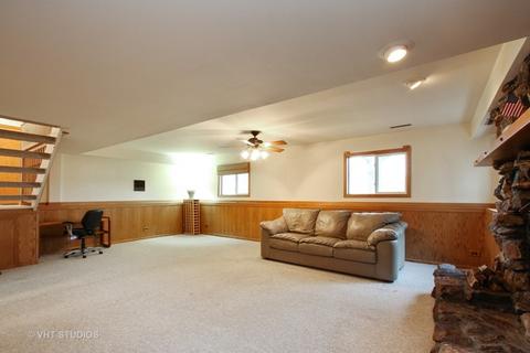 1401 Hillside Ln, Mchenry, IL 60051 photo 10