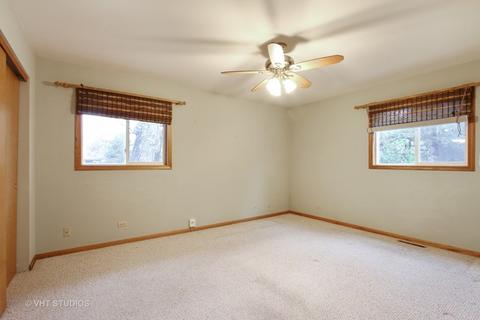 1401 Hillside Ln, Mchenry, IL 60051 photo 11