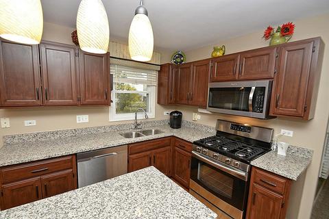 2013 Gleneagle Dr, Plainfield, IL 60586 photo 9