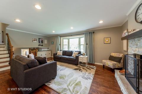 3575 Hillside Ct, Hoffman Estates, IL 60192 photo 4