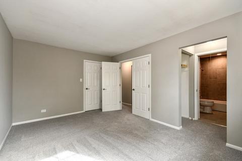 861 Heatherbrook Ct, Wheaton, IL 60189 photo 6