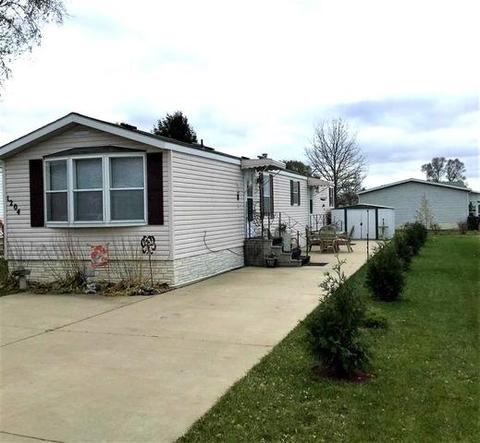 1204 Spring Cir, Belvidere, IL 61008 photo 1