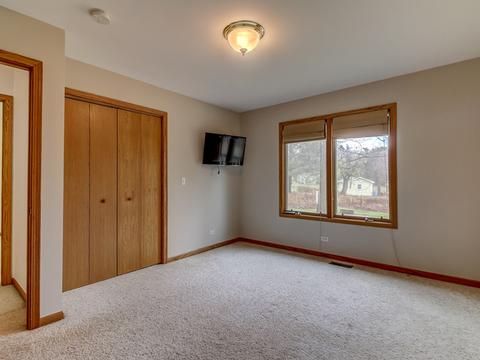 183 Iona Ter, Algonquin, IL 60102 photo 19