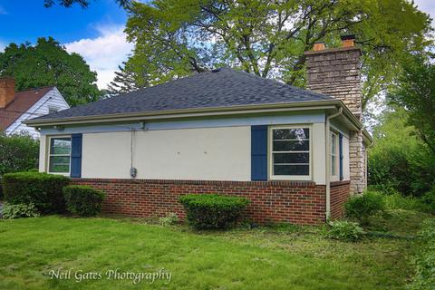 310 S Prospect St, Wheaton, IL 60187 photo 2