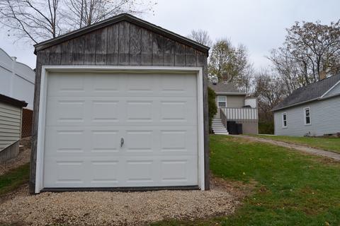 227 E 5th St, Spring Valley, IL 61362 photo 26
