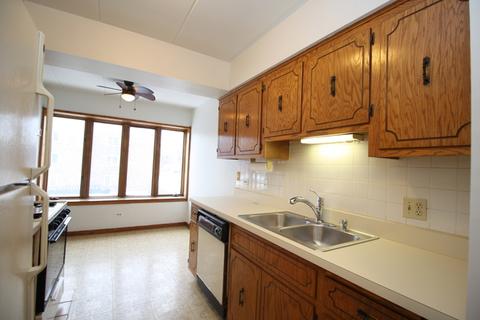 5000 Circle Ct #805, Crestwood, IL 60445 photo 3
