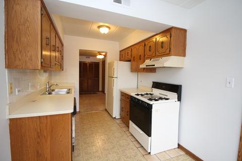 5000 Circle Ct #805, Crestwood, IL 60445 photo 4
