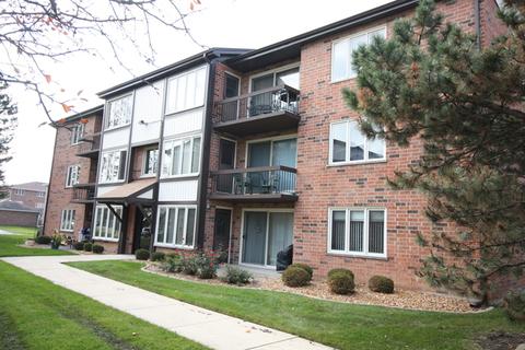 5000 Circle Ct #805, Crestwood, IL 60445 photo 1