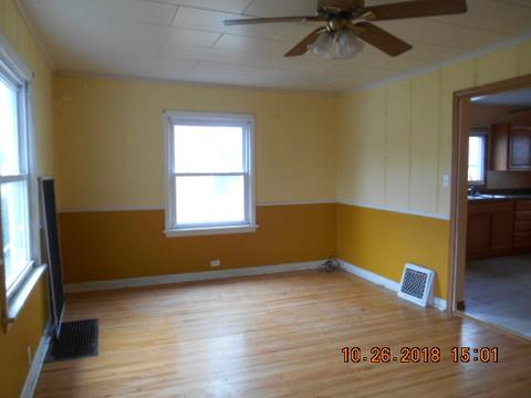 1048 State St, Ottawa, IL 61350 photo 3