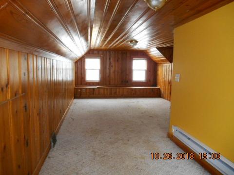 1048 State St, Ottawa, IL 61350 photo 7