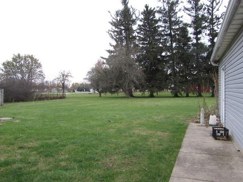 Undisclosed, Compton, IL 61318 photo 4