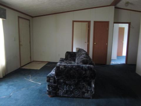 Undisclosed, Compton, IL 61318 photo 8