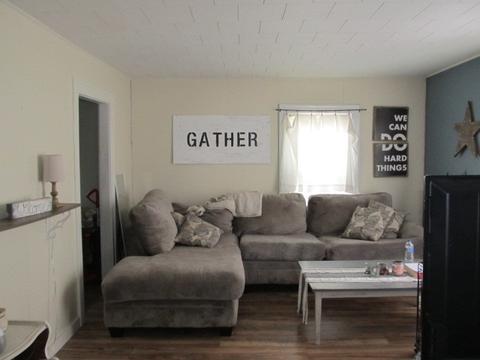 202 E Diggins St, Harvard, IL 60033 photo 2