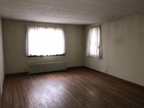 109 E 4th St, Lockport, IL 60441 photo 5