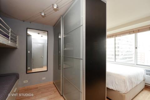 211 E Ohio St #1925, Chicago, IL 60611 photo 7