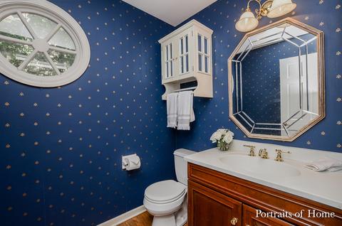 341 Brighton Dr, Wheaton, IL 60189 photo 8