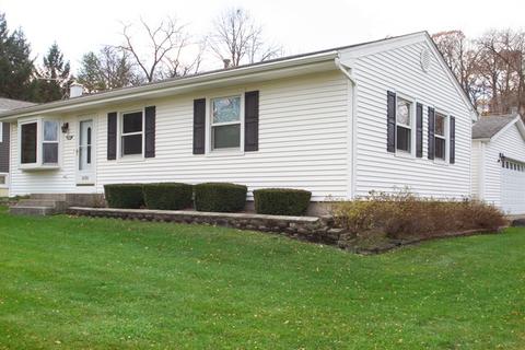10701 Nevin St, Algonquin, IL 60102 photo 1