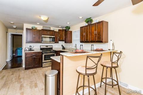 690 E 152nd St, Dolton, IL 60419 photo 6
