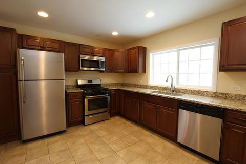 305 John Ave, Mchenry, IL 60050 photo 11